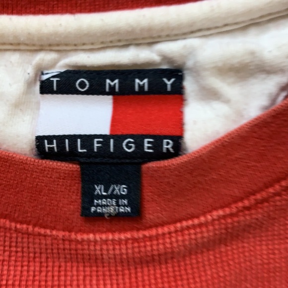 Vintage Tommy Hilfiger sweater. XL/XG - Picture 4 of 10